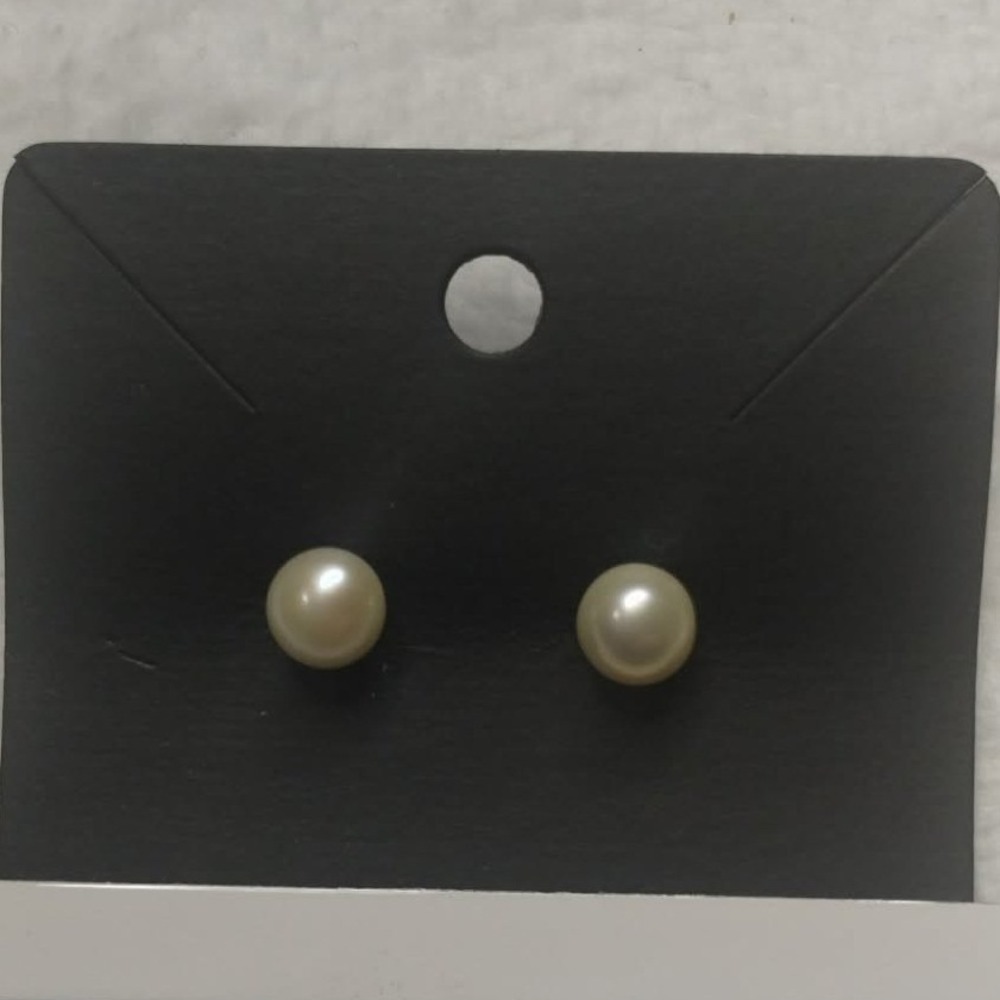 Classic Cream White Faux Pearl Stud Earrings 5mm Minimalist Round Post Jewelry